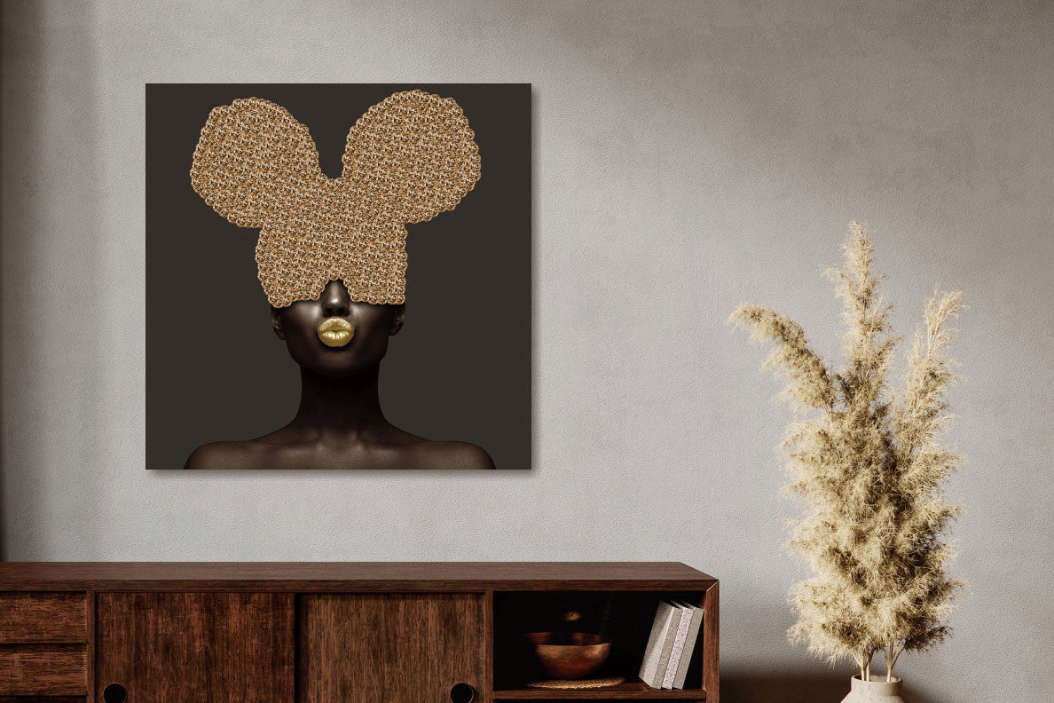 Glasbild «Frau mit kunstvollem Kopfschmuck» 80 × 80 cm – Ansicht 2