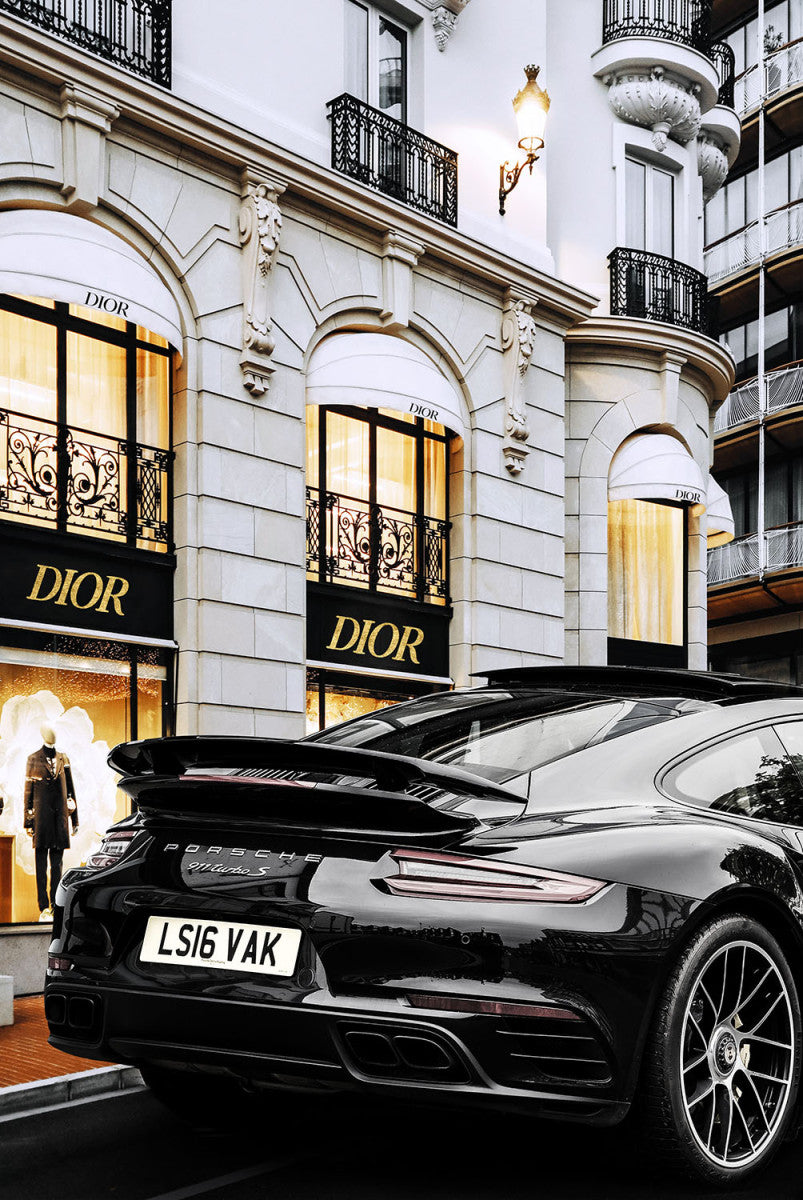 Glasschilderij 80x120cm Luxe auto voor winkel