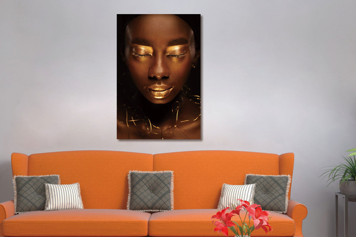 Glasbild 80x120cm Frau mit goldenen Augen/Lippen