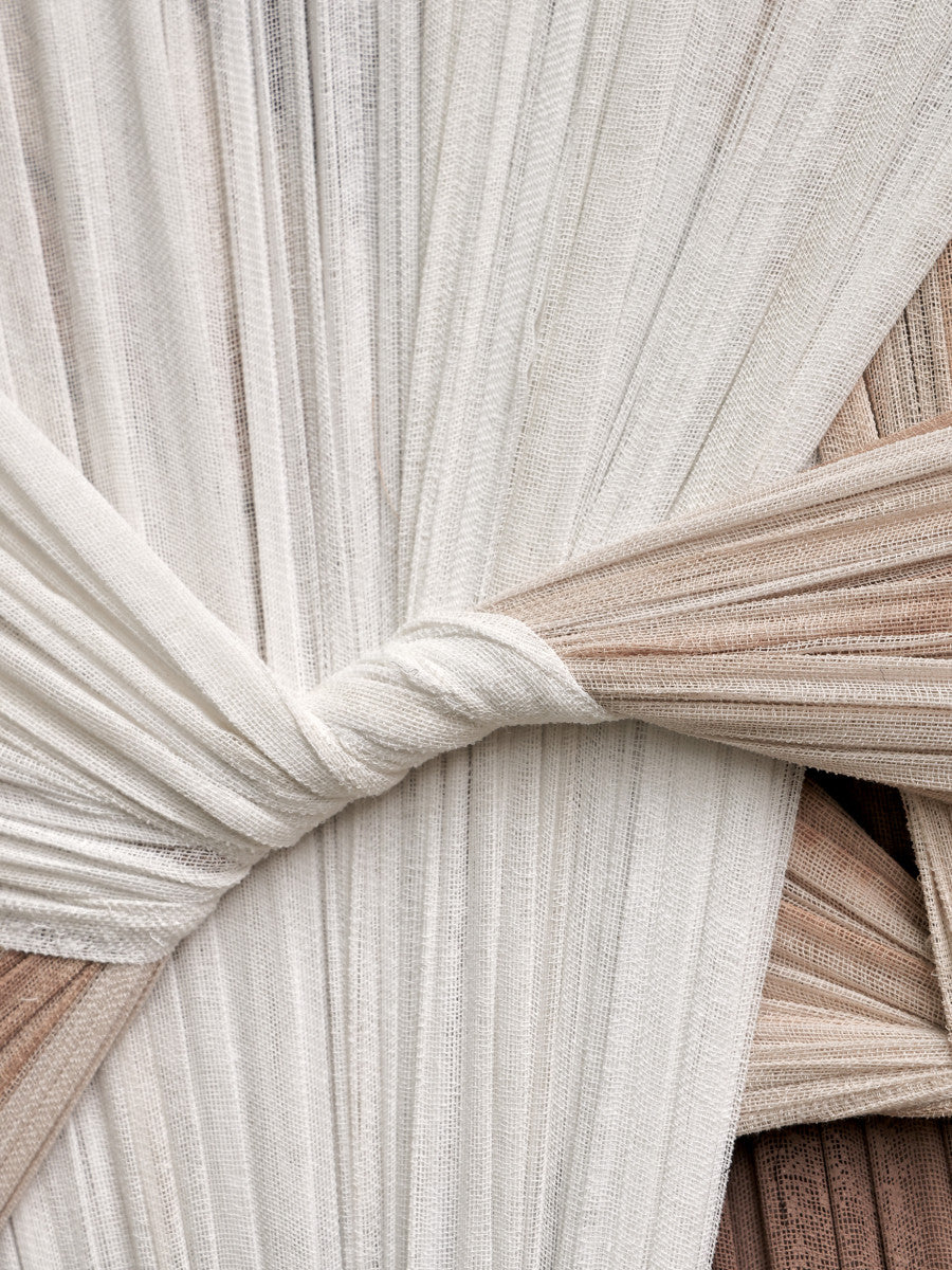 Ölgemälde «Gewebt 2» 80 × 120 cm mit Rahmen – Ansicht 5