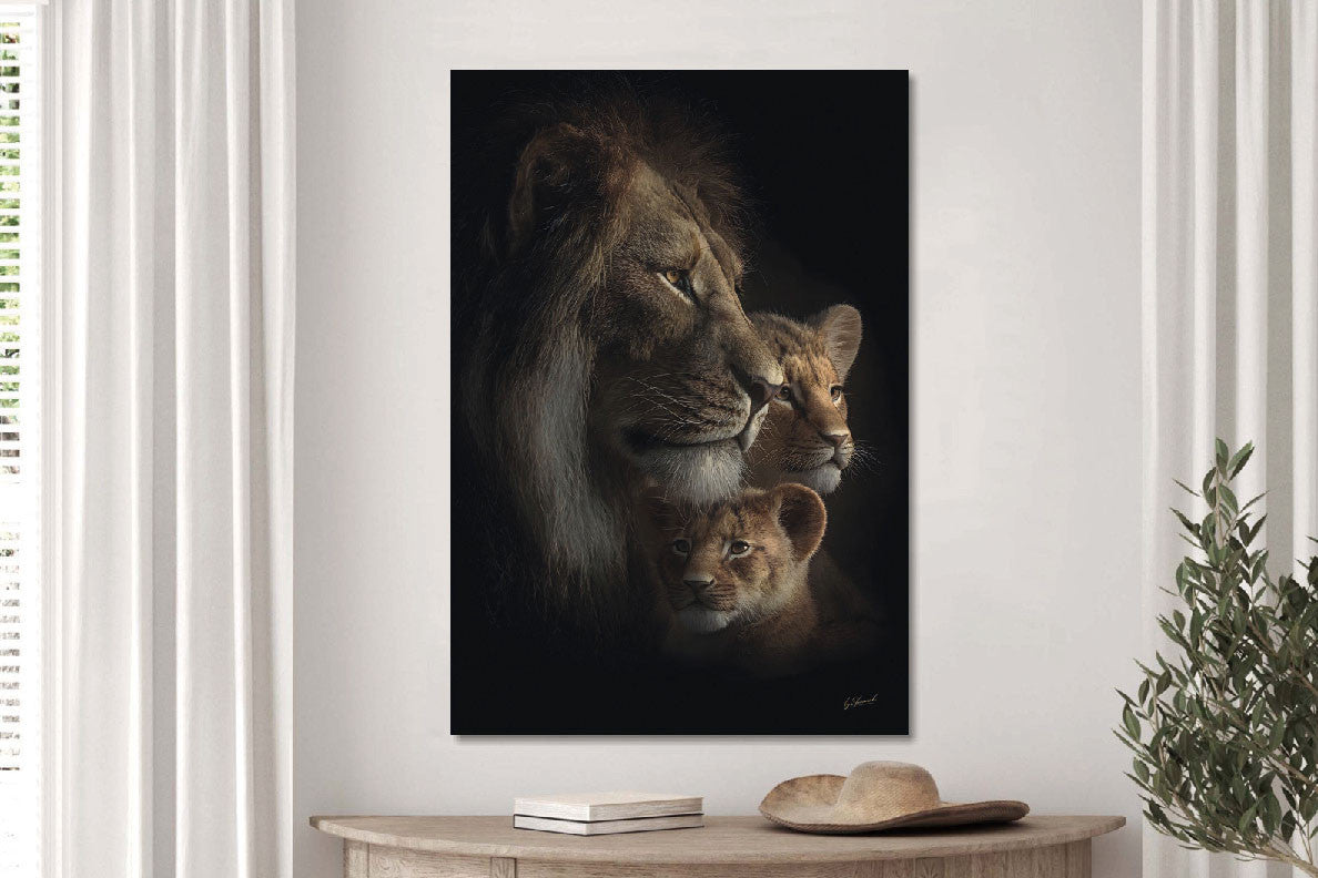 Glasbild «Familie Löwenköpfe» 110 × 160 cm (Art. GLAS110160BS-662) – Ansicht 2