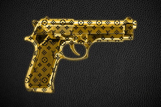 Glasbild 80x120cm Golden Gun