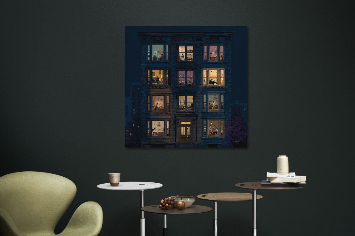Glasbild «Wohnhaus am Abend 1» 80 × 80 cm – Ansicht 2