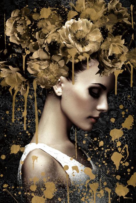 Glasschilderij 80x120cm Vrouw met gouden bloemen